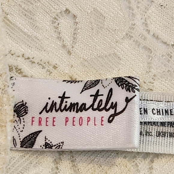 INTIMATELY Free People Off White Bralette Size Small - Picture 7 of 8